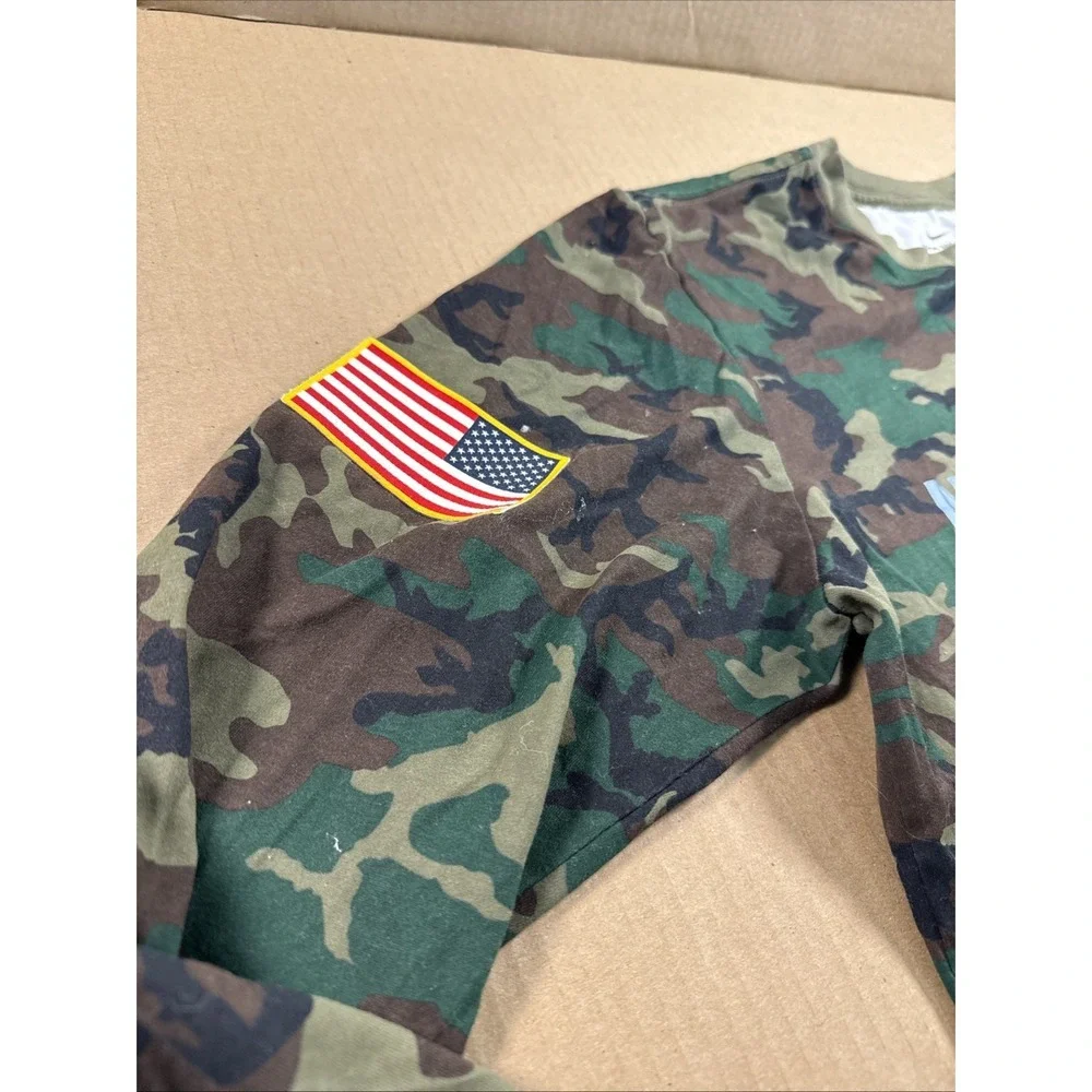 Jordan Men's M Green Camo Long Sleeve Crew‎ Neck Tee UNC Tar Heels USA Flag